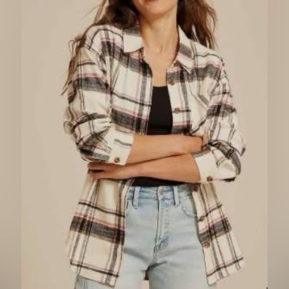 NWT Cabin Plaid Boyfriend Tunic Button Down Shirt size Medium